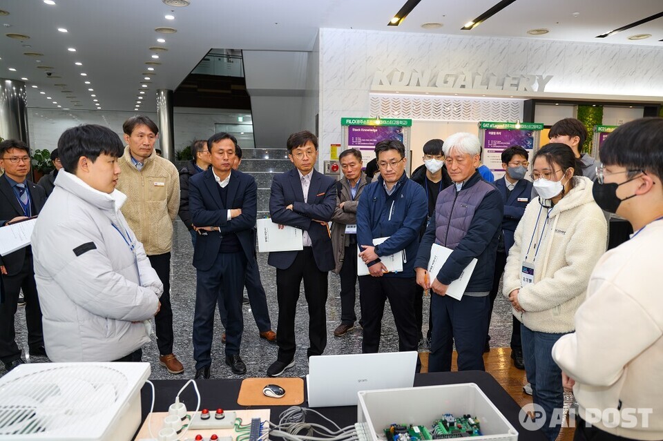 '2023 빛가람 에너지밸리 SW작품 경진대회' 모습. (사진=한전KDN)