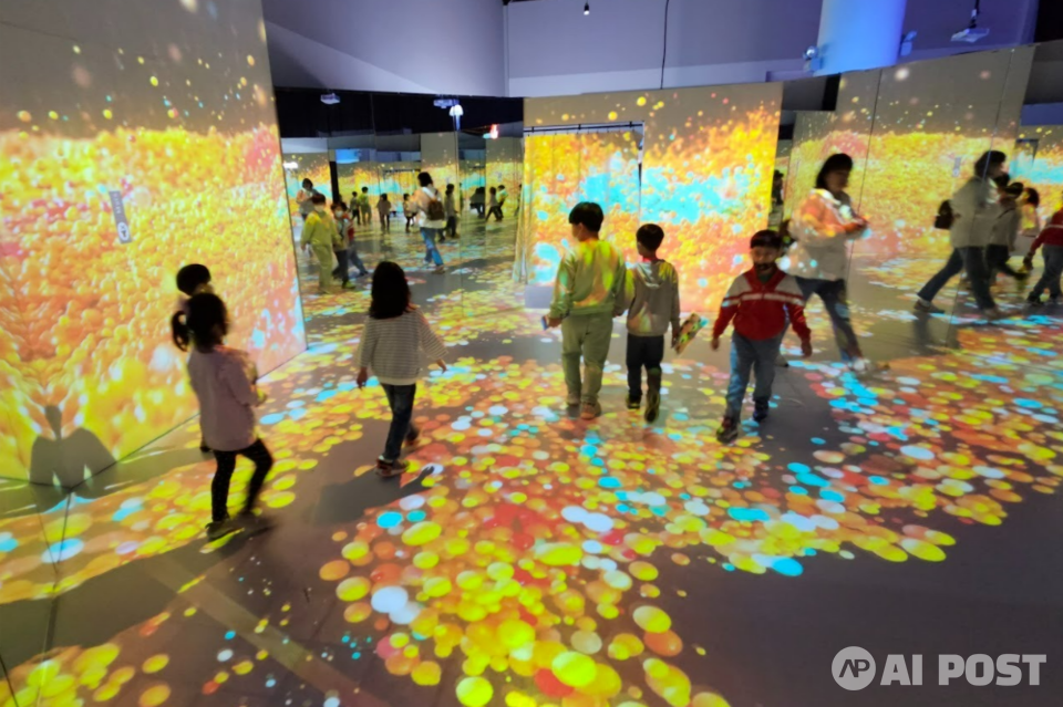 컬러 체인지 미디어아트. (사진=국립광주과학관)