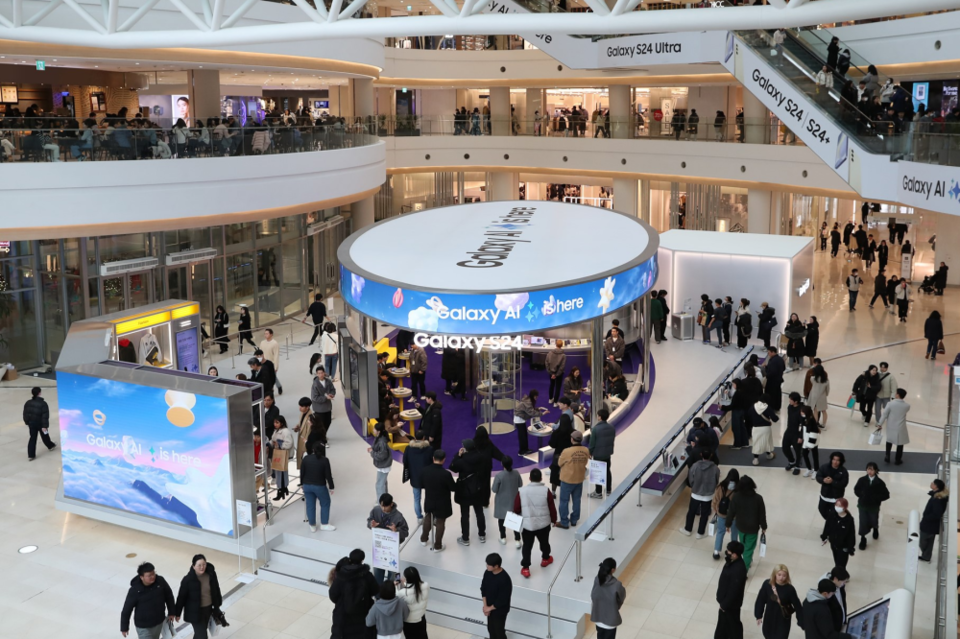 18일 오픈한 서울 영등포구 타임스퀘어에 위치한 ‘갤럭시 스튜디오’ 전경. (사진=삼성전자)