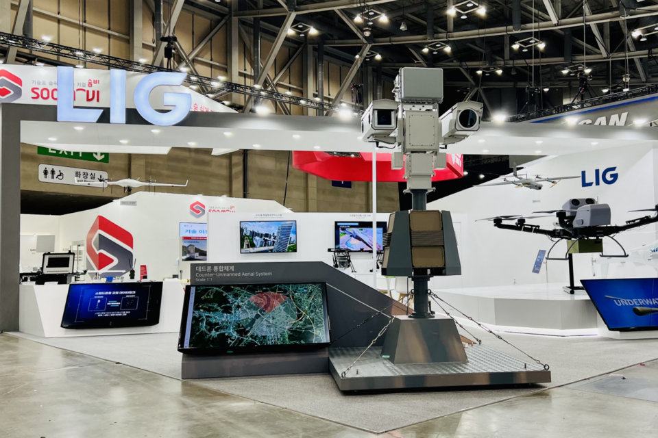 LIG넥스원의 2024 드론쇼 코리아 부스. (사진=LIG넥스원)