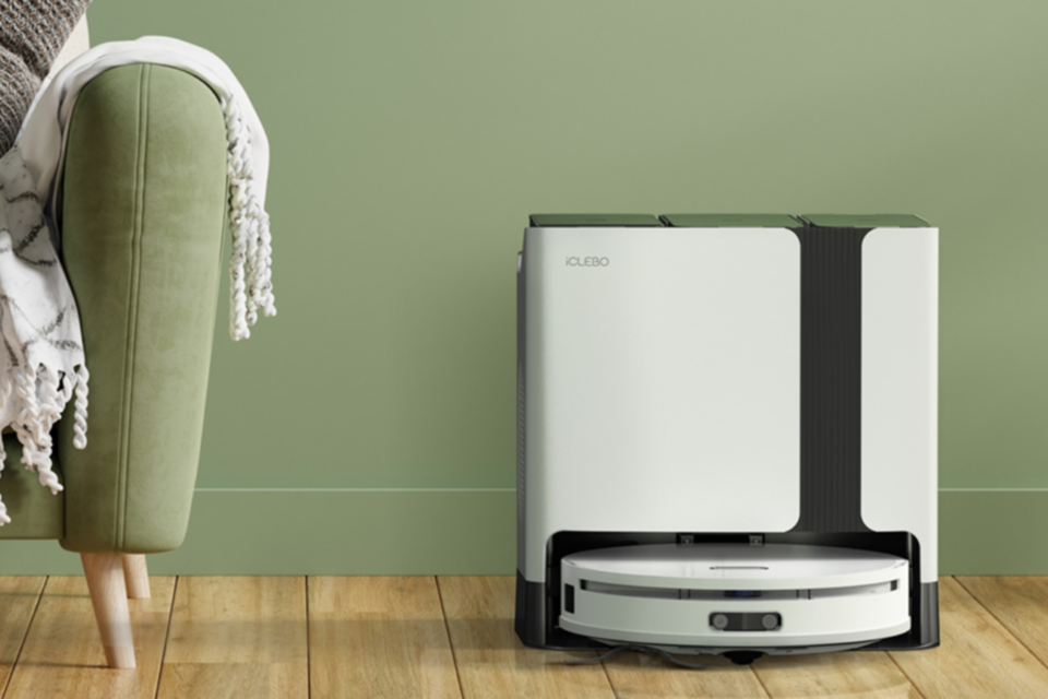 아이클레보 로봇청소기 Ultra365 MAX all-in-one 모델. (사진=아이클레보)