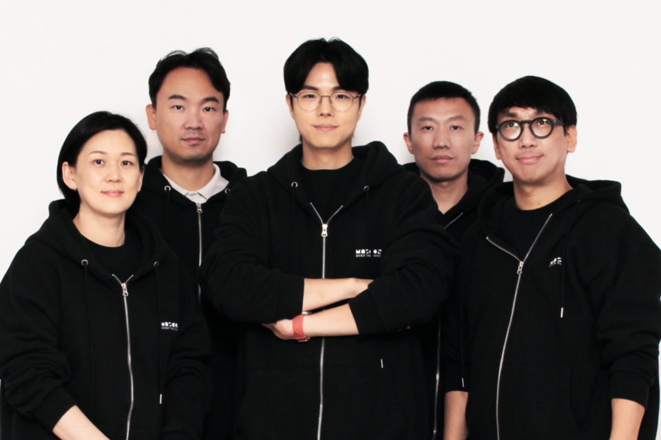 좌측부터 남영아 COO, 최동일 CFO, 이규승 대표, 김상효 CTO, 신영현 CSO. (사진=오버더핸드)