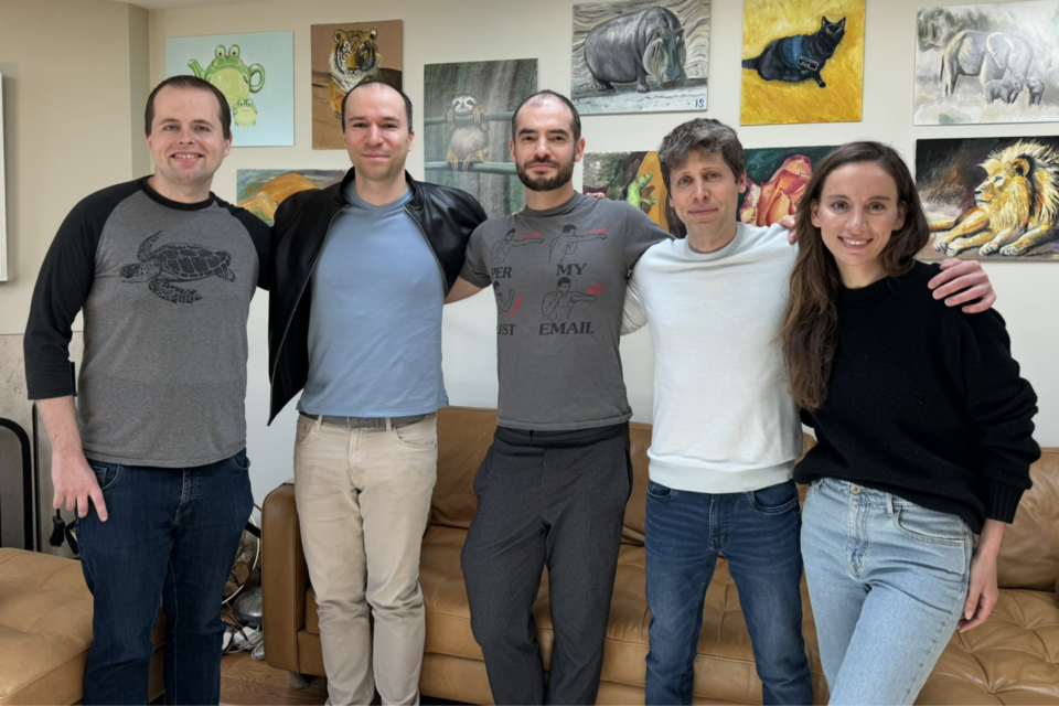 일리야 수츠케버(가운데)와 오픈AI 공동 창업자들. (사진=일리야 수츠케버 엑스)