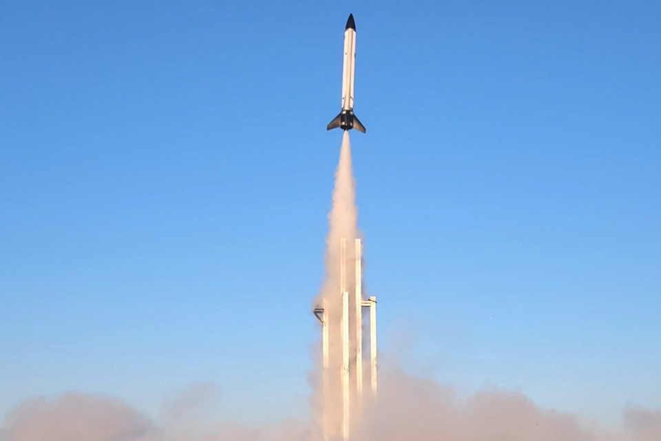 GPERI가 제작한 GSLV-I이 지난 2024년 1월 13일 오후 4시 30분경 나주 영산강 강변저류지에서 시험발사에 성공. (사진=광주과학기술원)