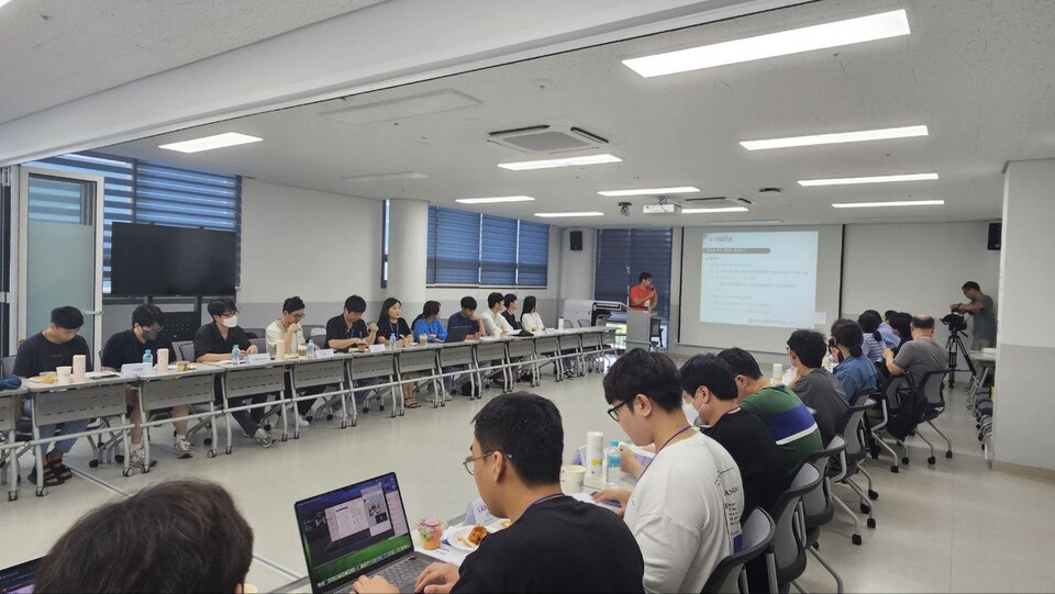 광주글로벌게임센터 통합 간담회 모습. (사진=광주정보문화산업진흥원)