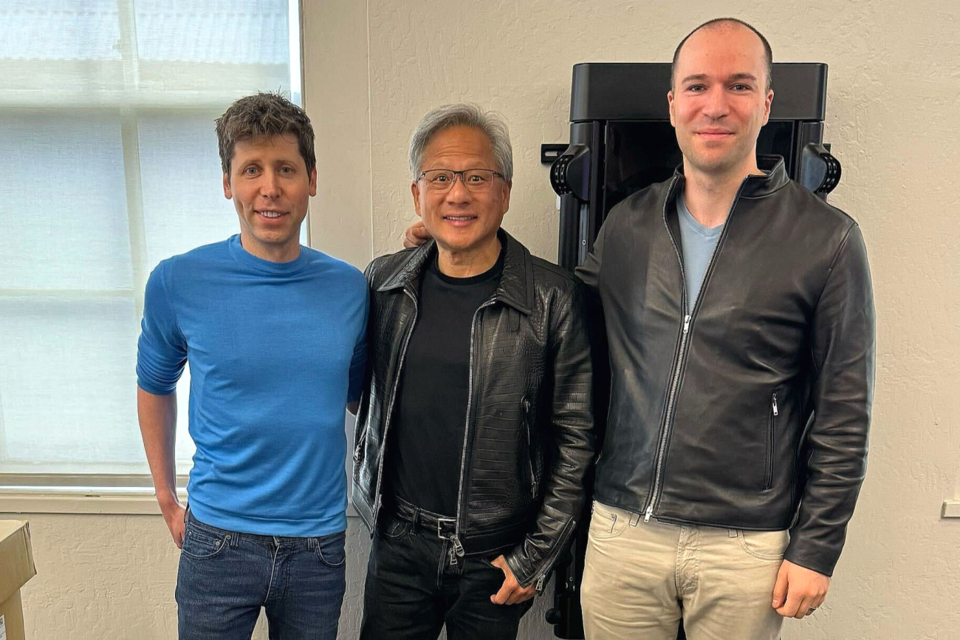 왼쪽부터 샘 알트만 오픈AI CEO와 젠슨 황 엔비디아 CEO, 그렉 브록만 오픈AI 사장. (사진=Greg Brockman X)