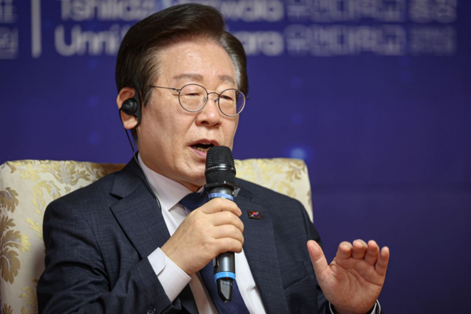 9일 국회 사랑재에서 열린 'AI시대, 미래를 말하다' 대담에서 발언하는 이재명 대표. (사진=더불어민주당)