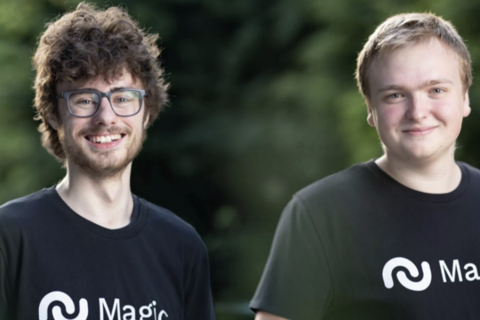 매직의 스타인버그 공동 창립자와 세바스찬 드 로 공동 창립자. (사진=매직)