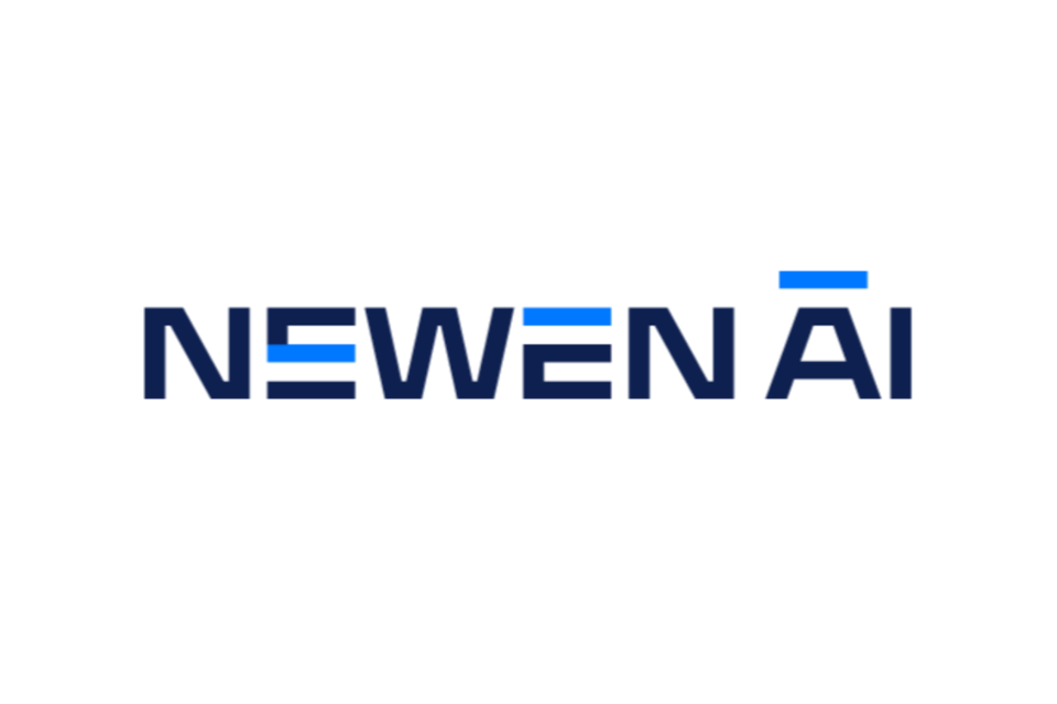 ‘NEWEN’은 ‘NEW’와 ‘NEW 역순’을 합성한 이름으로, 새로움에 새로움을 더한다는 의미를 담고 있다. 또한 로고 속 파란색 바는 끊임없는 발전과 성장을 상징하며, 점점 상승하는 의미를 시각적으로 표현했다. (사진=뉴엔AI)