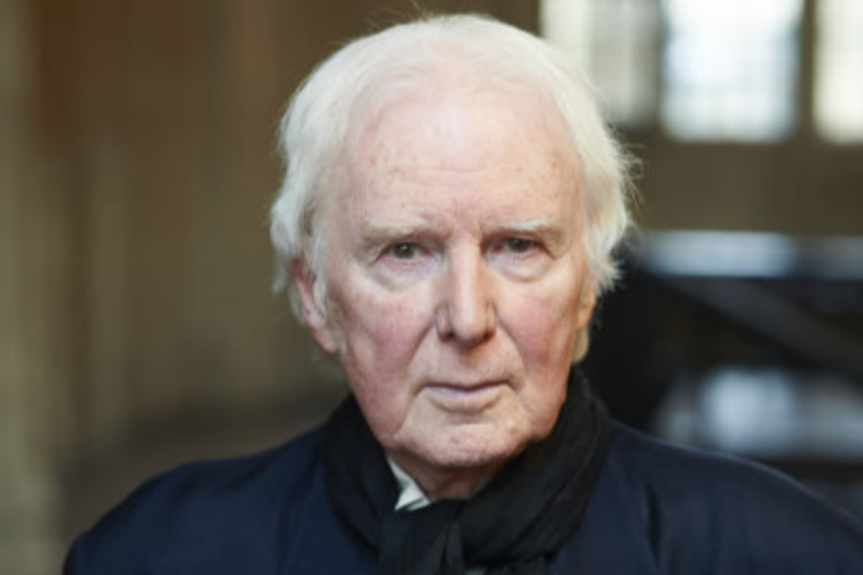 영국의 전설적인 미술 평론가 고 브라이언 스웰(사진=셔터스톡)