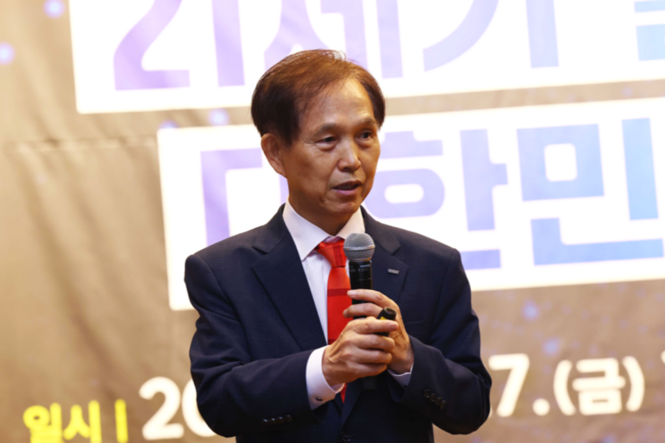 특별강연 중인 이광형 총장. (사진=KAIST)