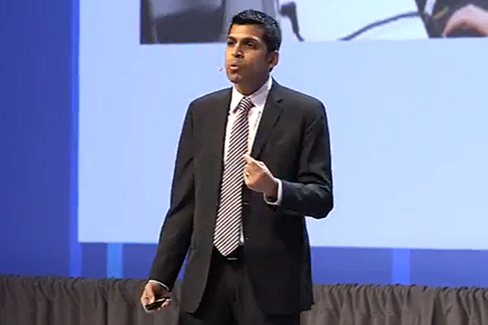 애런 채터지 교수. (사진=Giving to Duke Youtube)