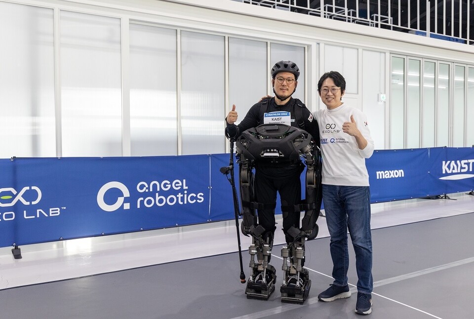 김승환 선수(왼쪽), 공경철 교수(오른쪽). (사진=카이스트)