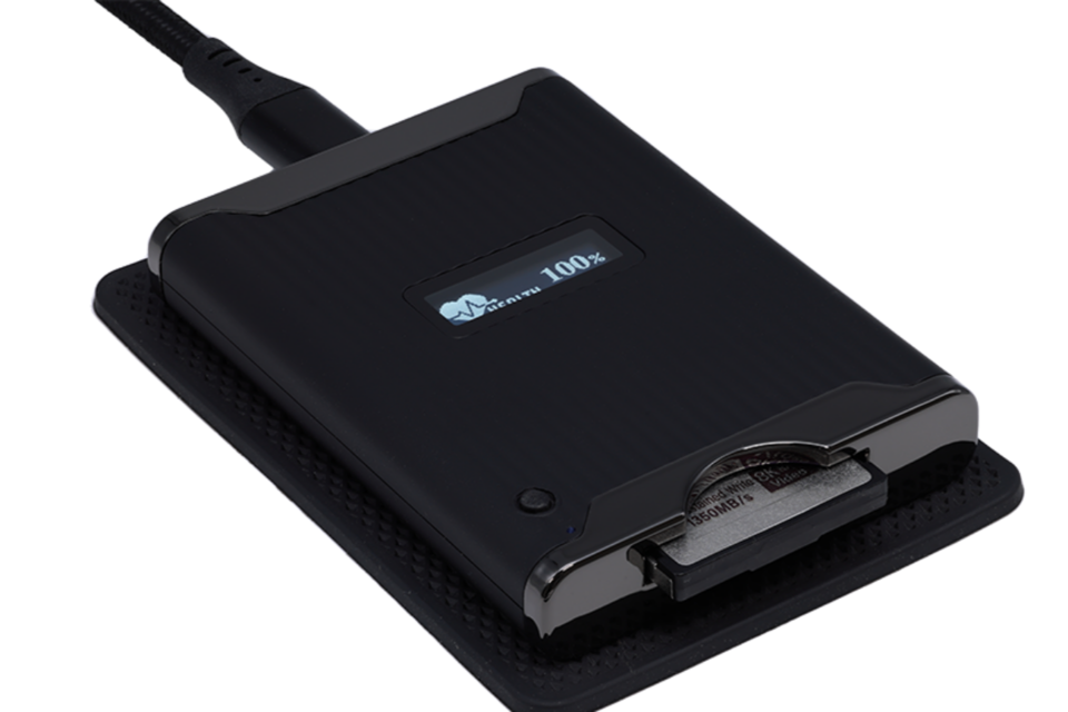 Smart CFexpress Type B 메모리 카드 리더기 ‘CFTek Trimmer’. (사진=씨에프텍)