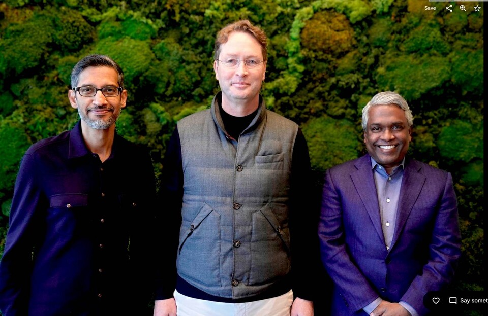 왼쪽부터 순다르 피차이 구글 CEO, 올라 칼레니우스 메르세데스 벤츠 CEO, 토마스 쿠리안 구글 클라우드 CEO. (사진=메르세데스 벤츠)