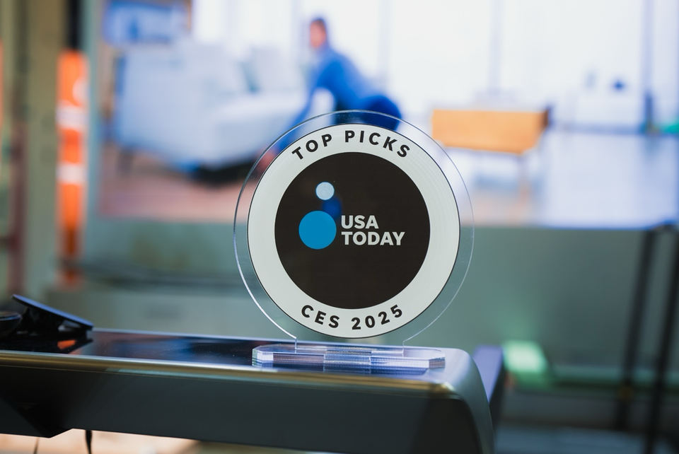 킹스미스의 워킹패드(WalkingPad®) 러닝머신과 로잉머신은 그 혁신성을 인정 받아 USA Today로부터 ‘CES 2025 50대 추천 제품’에 선정됐다. (사진=킹스미스)