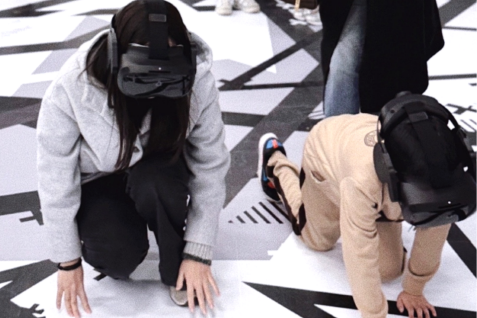 관람객들이 쿠푸왕의 피라미드를 체험하고 있다. (사진=horizonofkhufu_korea)