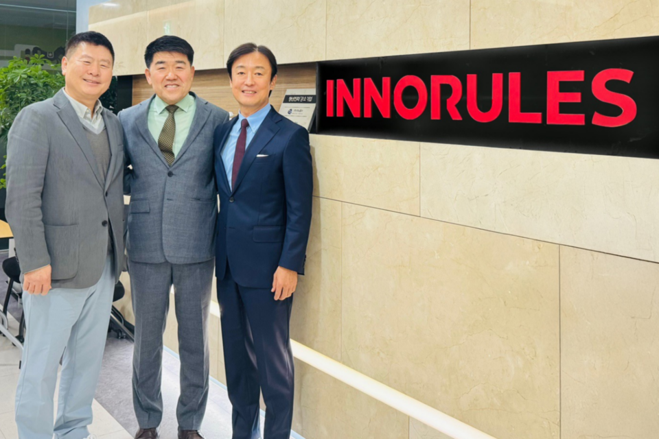 이노룰스 임원단. (사진=이노룰스)