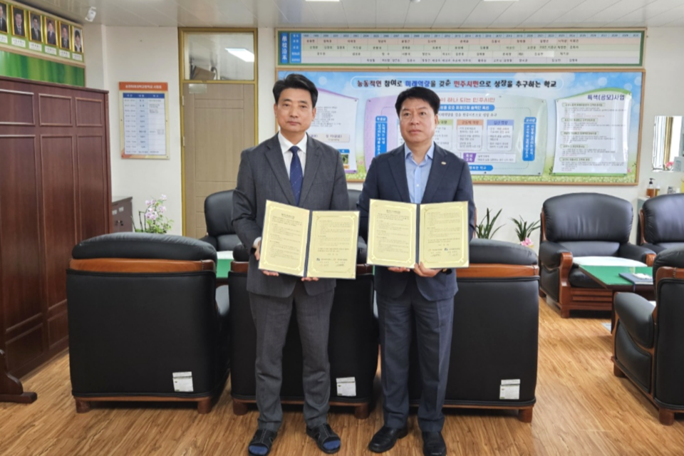 산학협력 협약식 현장. (사진=순천미래과학고등학교)