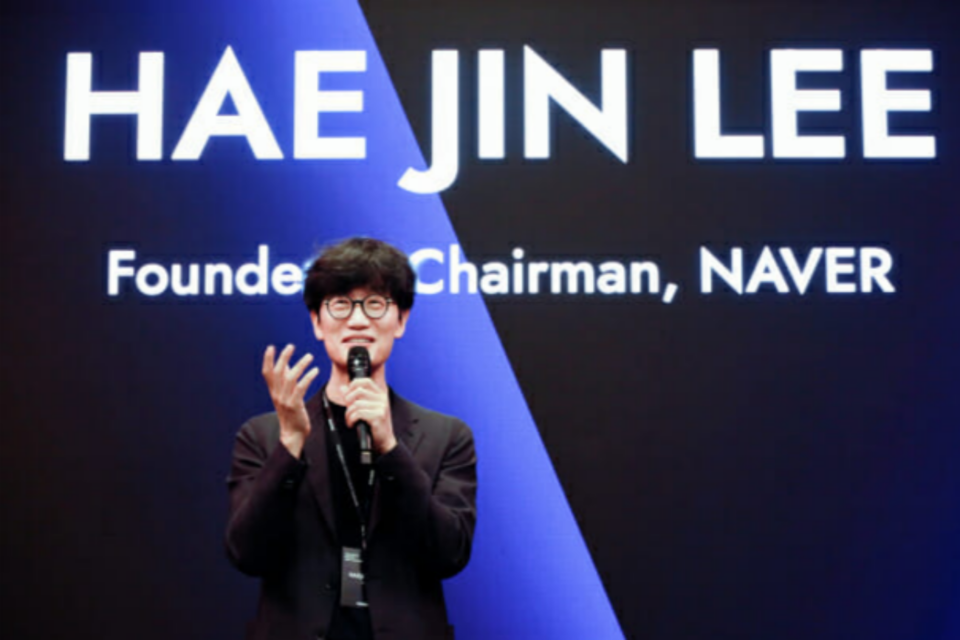 5일(현지 시간) 미국 실리콘밸리에서 네이버 이해진 창업자가 네이버 벤처스 네트워킹 행사에 참여해 발표를 진행했다. (사진=네이버)