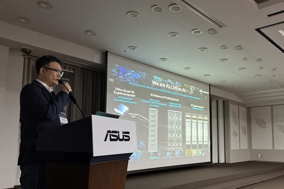 (사진=에이수스)