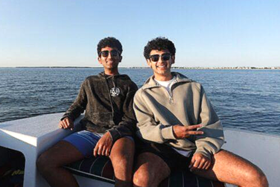 터보 AI를 설립한 루디 아로라와 사르탁 다완. (사진=터보 AI)