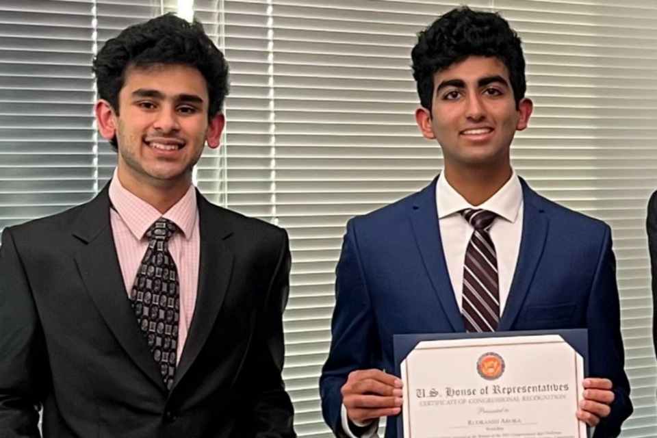 터보 AI를 설립한 사르탁 다완과 루디 아로라. (사진=터보 AI)